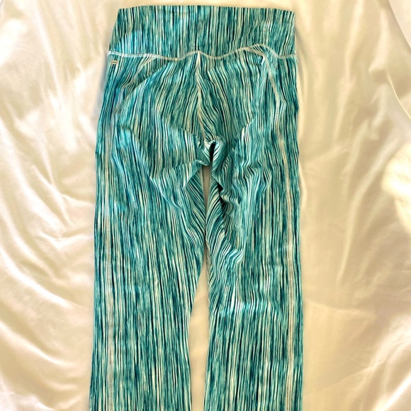 Fabletics high waisted leggings - Picture 4 of 8